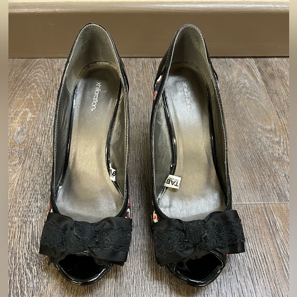 Cute peep toe pumps, sz 9 - Picture 3 of 10